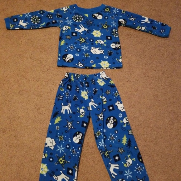 Children's Place pajamas - Picture 2 of 5